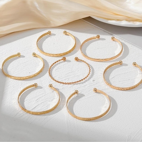 7 pieces Gold Bangle bracelet cuff Set 18k look - Picture 5 of 6